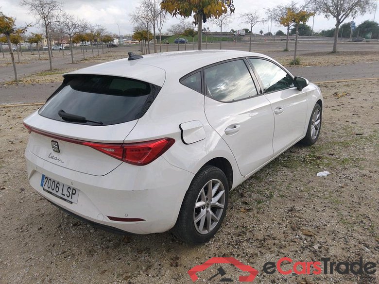 SEAT Nuevo León / 2020 / 5P / berlina con portón 2.0 TDI 85kW S&S Style Go(SP) #2