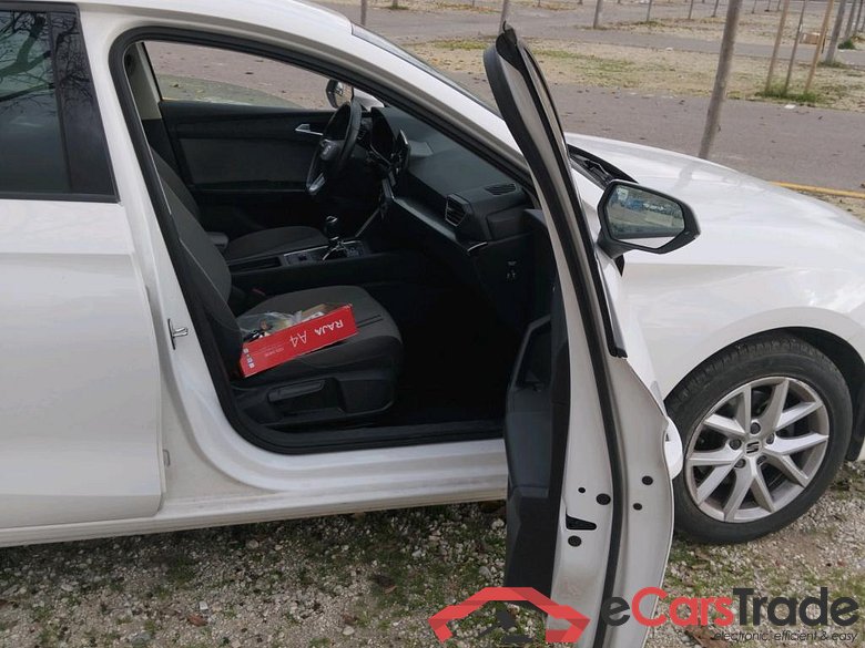 SEAT Nuevo León / 2020 / 5P / berlina con portón 2.0 TDI 85kW S&S Style Go(SP) #6