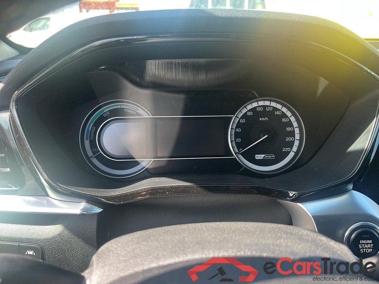 KIA Niro / 2019 / 5P / crossover 1.6 GDi PHEV 104kW (141CV) Emotion #5