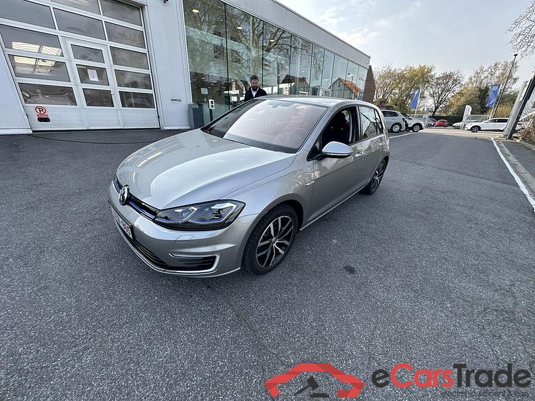 VOLKSWAGEN e-Golf e-Golf 100 kW (136 ch) 1 vitesse