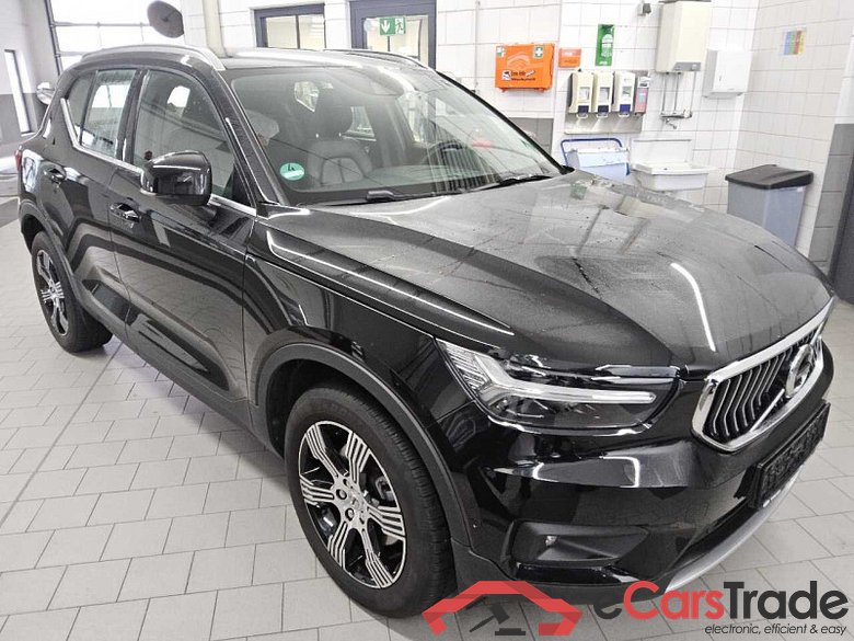 Volvo XC40 (2017->) DE - SUV5 B4 2WD EU6d, Inscription (EURO 6d), 2020 - 2022 #2
