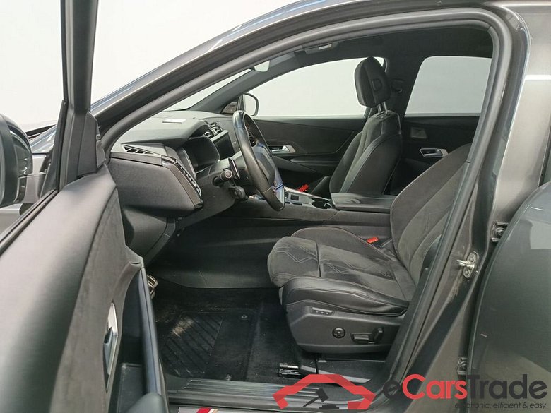 DS 7 Crossback 1.6 PureTech 180 Auto PERFORMANCE Line 5d #3