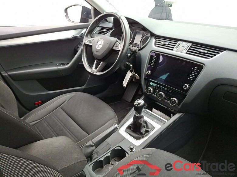 Skoda Octavia 1.6 CRTDI Ambition Navi Klima PDC ... #6