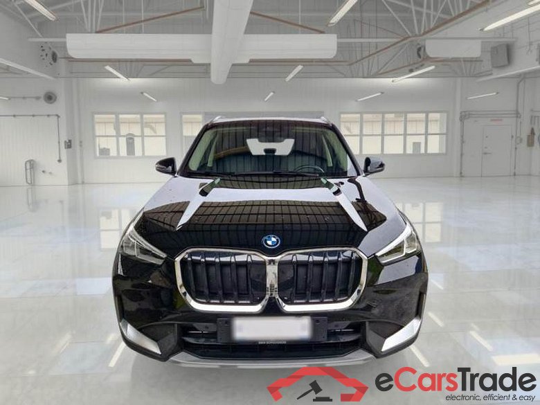 BMW X1 / 2022 / 5P / SUV XDRIVE 25E DCT #6