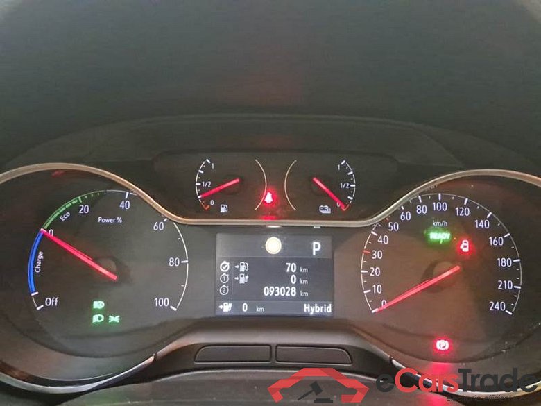 OPEL GRANDLAND X / 2017 / 5P / SUV 1.6 PHEV FWD ULTIMATE #4