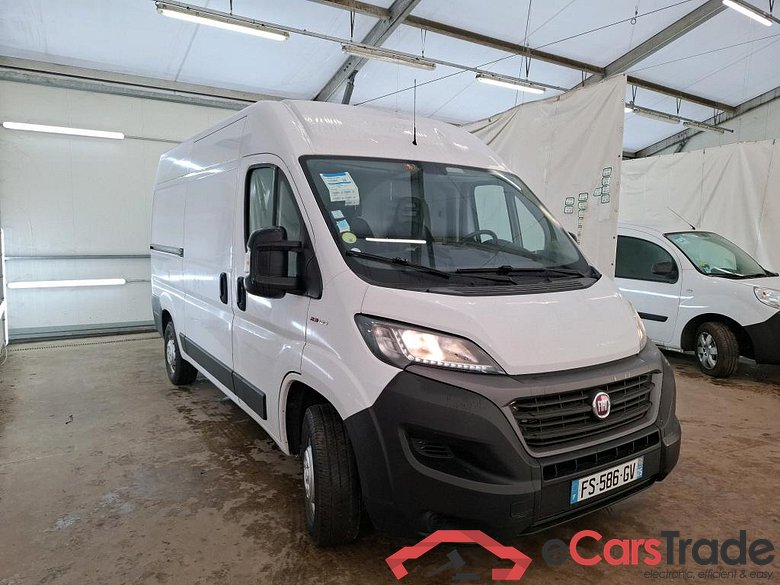 FIAT Ducato  2014  4P  Fourgon tôlé 30 M H2 23 Multijet 120 Pack Pro Nav #4
