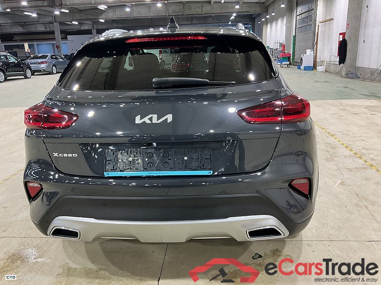KIA XCEED 1.6 GDI PHEV DCT BUSINESS LINE #5