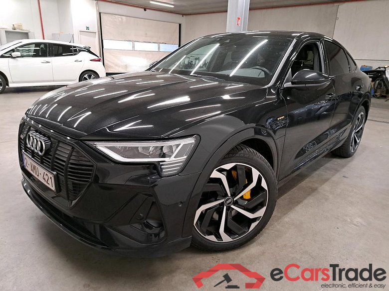 AUDI - AUD E-TRON 55 SB 408PK Quattro S Line With Valcona Heated S Seats & Matrix LED & Pack Assistance Tour & B&O Sound & Auxiliary Heater & Shadow Look &  Open Sky & Removable Trailer Hook  * ELECTRIC *