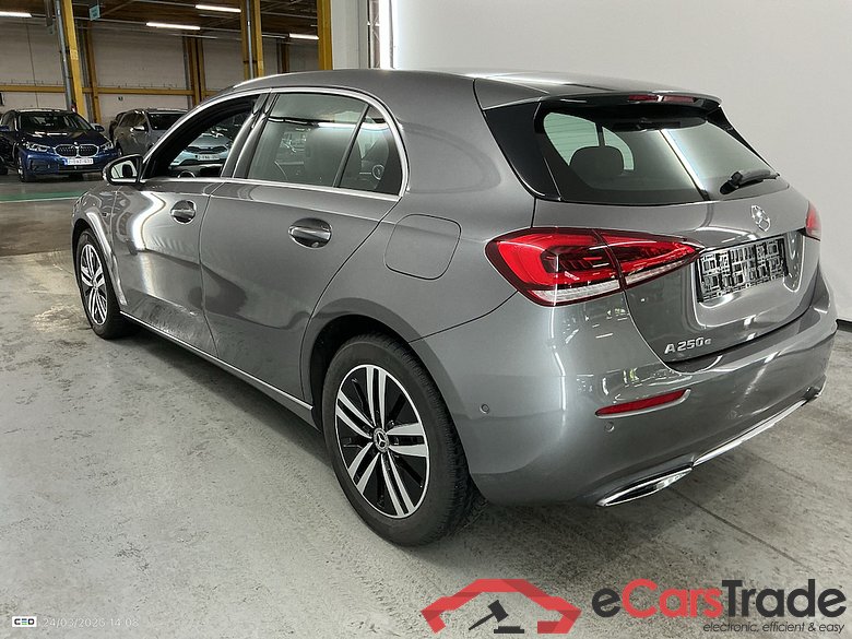 MERCEDES-BENZ CLASS A (W177) A 250 e PHEV Business Solution #3