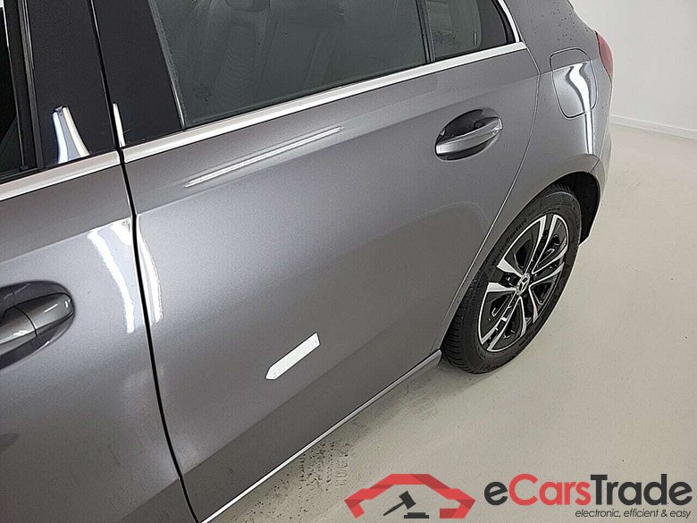 MERCEDES-BENZ A-KLASSE A180 ESSENTIAL LINE DCT #5