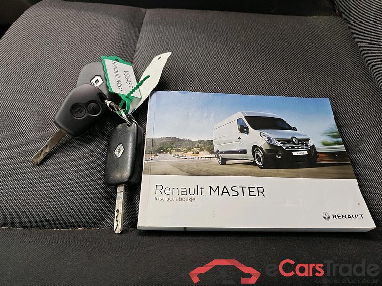 Renault Master GB L2H2 T35 ENERGY dCi 150 EU6 FWD #4