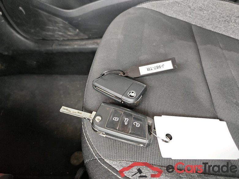 SKODA Fabia Combi 70 kW #6