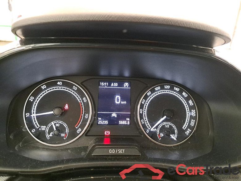 Fabia Ambition 1.0 MPI 80CV BVM5 E6d #6