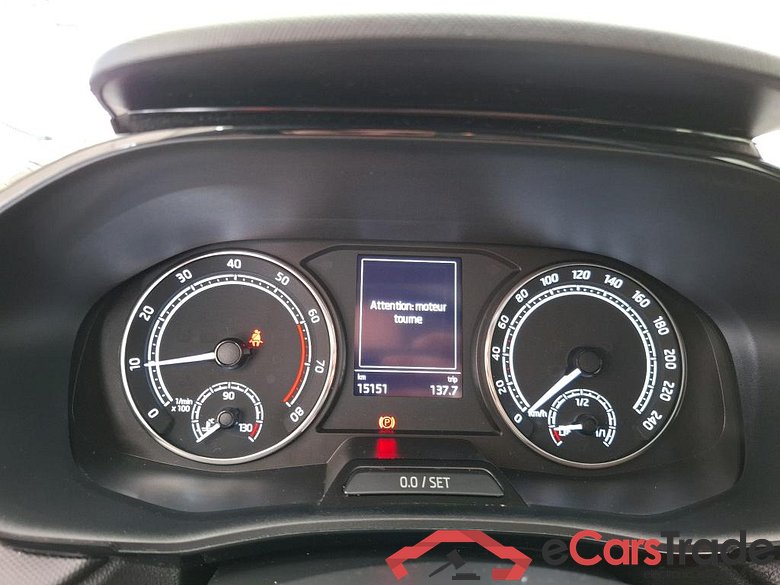 Fabia Ambition 1.0 MPI 80CV BVM5 E6d #6