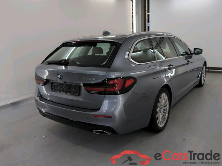 BMW 5 SERIES TOURING 2.0 520E TOURING AUTO #4