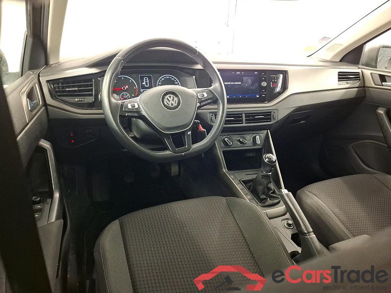 VOLKSWAGEN Polo VU 5p Berline 1.6 TDI 95 Confort Busi Sté Réversible #5