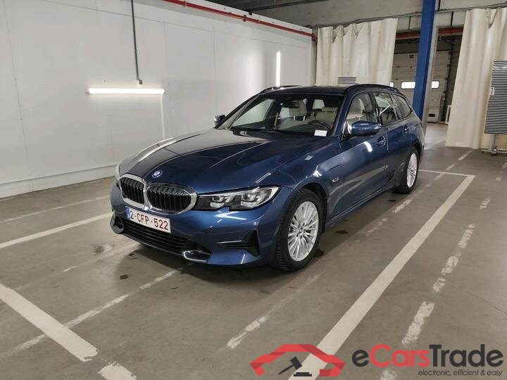 BMW 3 Reeks Touring 3 Reeks Touring 320e (150 kW) (PHEV) 150kW/204pk  5D/P Auto-8 #1
