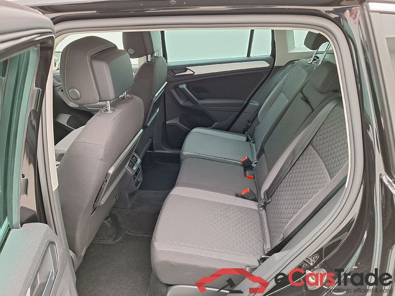 VW, Tiguan FL'20, Volkswagen Tiguan 1.5 TSI 110kW R-Line 5d #4