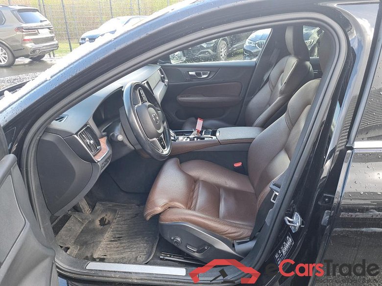 VOLVO V60 2.0 T6 RECHARGE AWD GEARTR INSCRIPTION #5