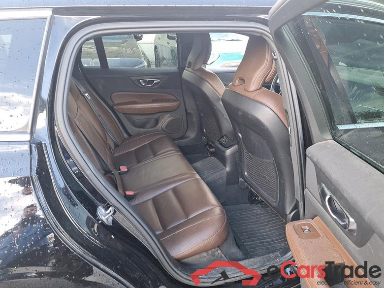 VOLVO V60 2.0 T6 RECHARGE AWD GEARTR INSCRIPTION #6