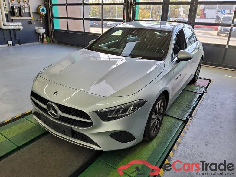 Mercedes-Benz A (BM 177)(03.2018->) DE - LimS5 A 180 d EU6d, (EURO 6d), (Facelift) 2022 - 2024