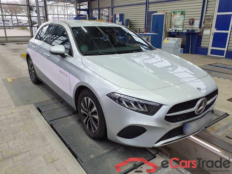 Mercedes-Benz A (BM 177)(03.2018->) DE - LimS5 A 180 d EU6d, (EURO 6d), (Facelift) 2022 - 2024