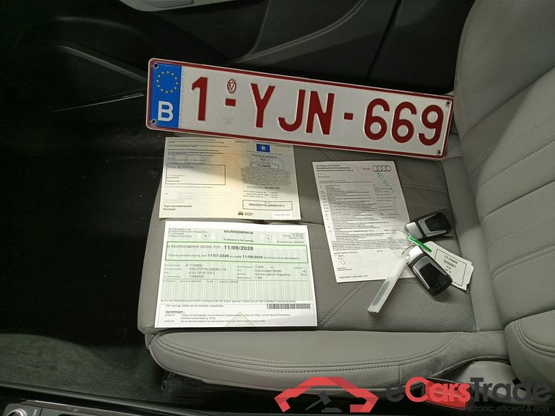 Audi Q5 Sport 55 TFSi e S tronic quattro 5d #4