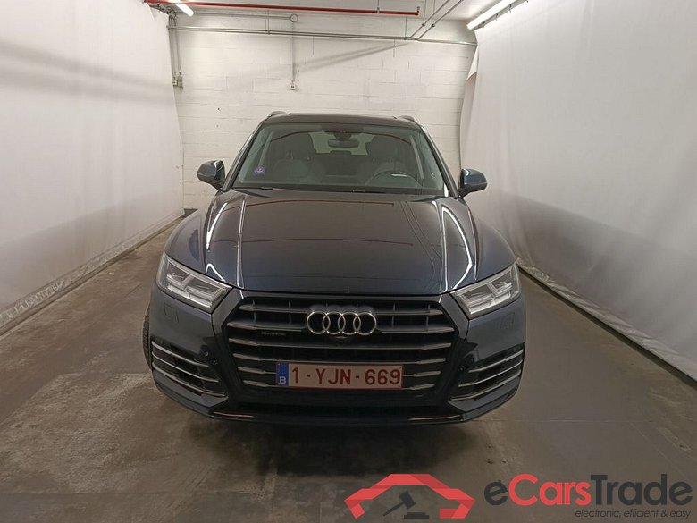 Audi Q5 Sport 55 TFSi e S tronic quattro 5d #5