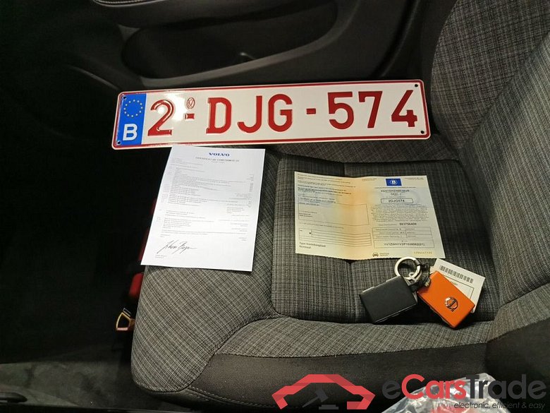 Volvo V60 T6 PHEV 4x4 Core Aut. 5d #4