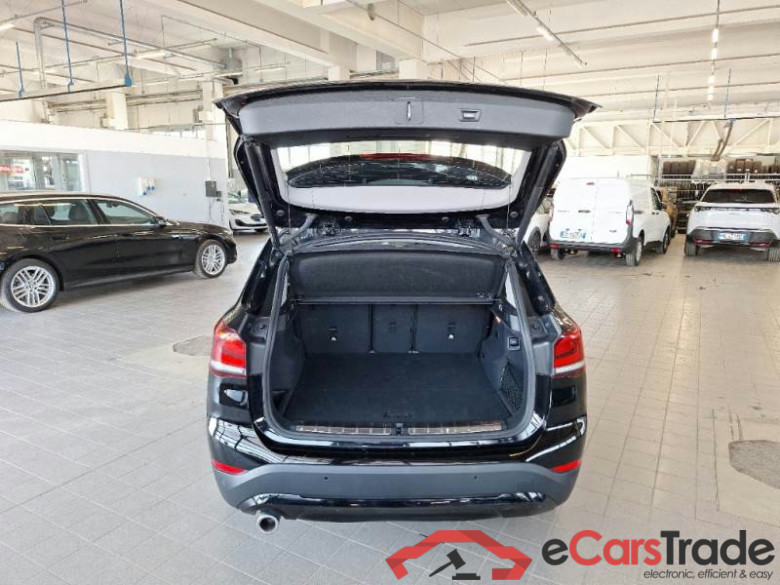 BMW X1 / 2019 / 5P / SUV XDRIVE 25E BUSINESS ADVANTAGE AUTOMATICO #5