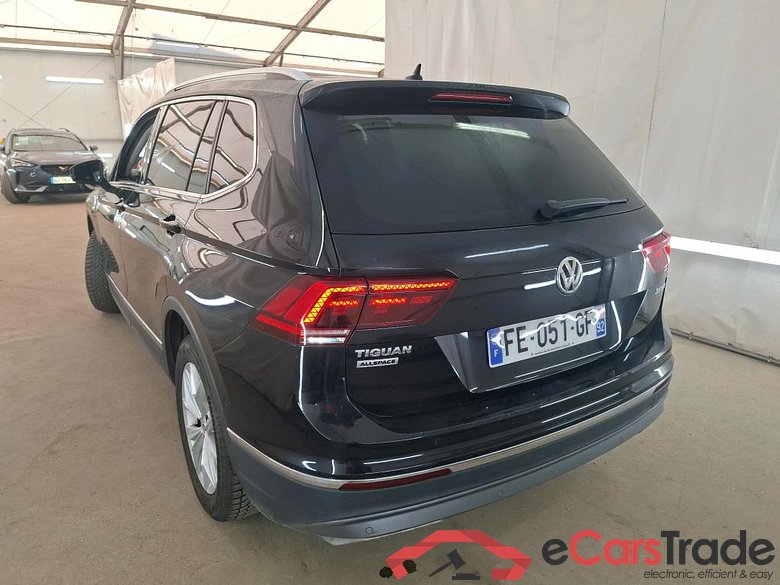 VOLKSWAGEN Tiguan Allspace 5p SUV 2.0 TDI 150 DSG7 Carat #2