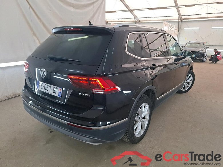 VOLKSWAGEN Tiguan Allspace 5p SUV 2.0 TDI 150 DSG7 Carat #3