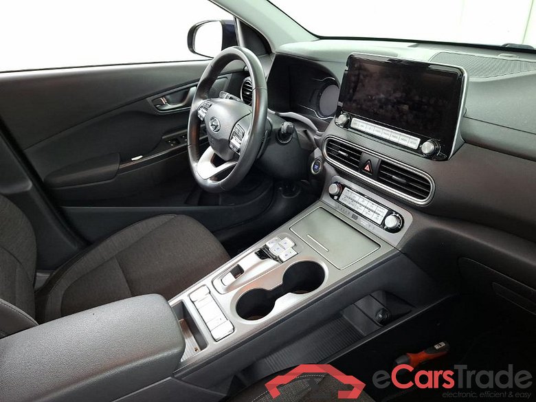 HYUNDAI Kona Comfort Smart Electric 64 kWh 5D #6