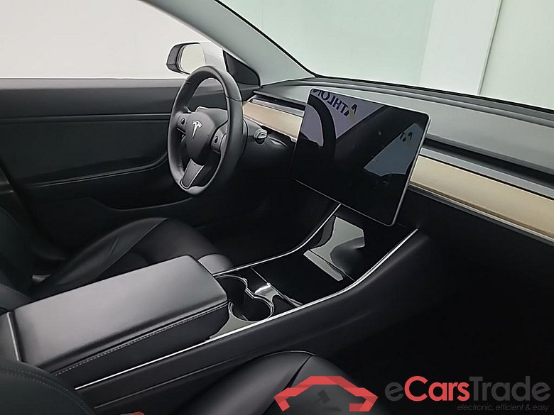 Tesla Model 3 Standard Range Plus RWD 4D 225kW #6