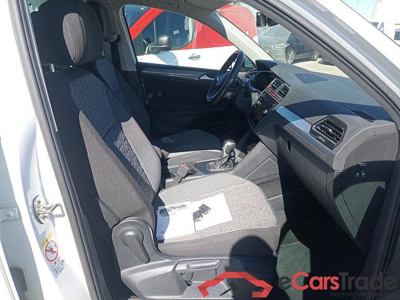 VOLKSWAGEN Tiguan Life 1.4 TSI eHybrid 150 CV 9 kWh #6