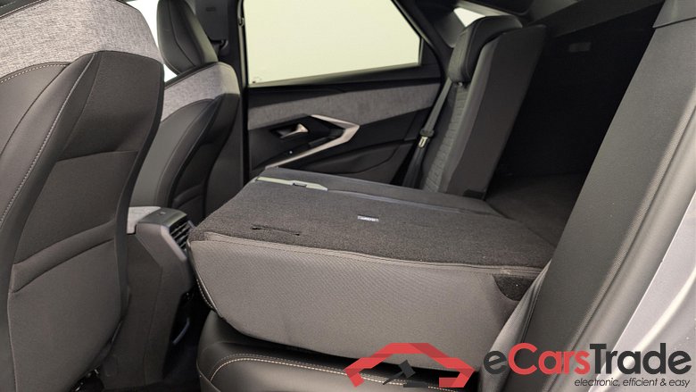 Peugeot 3008 Hybrid 145 e-DCS6 Allure #6