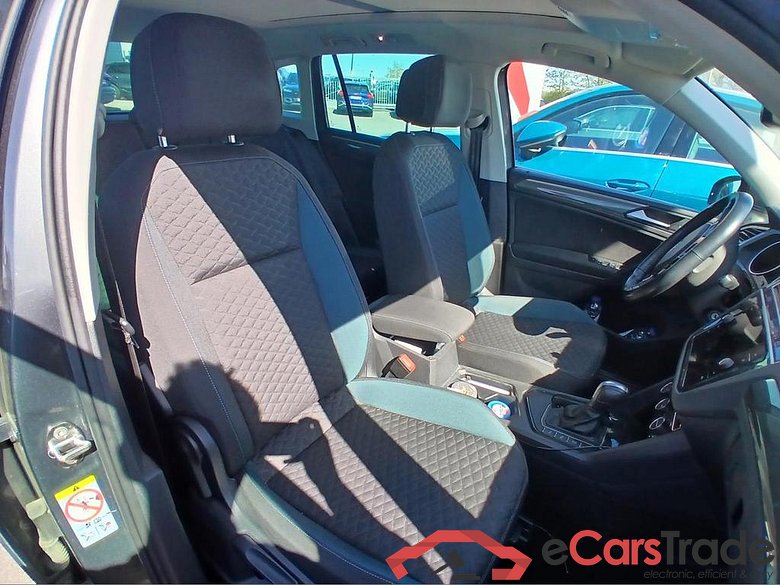 VOLKSWAGEN Tiguan 1.5 TSI ACT IQ.Drive OPF DSG #4