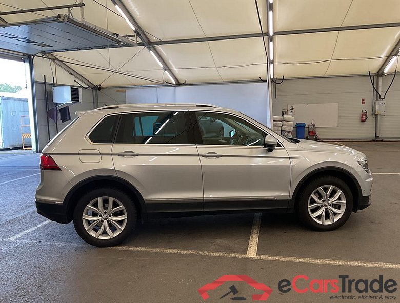VOLKSWAGEN Tiguan 2.0 TSI 4MOTION 132 kW (180 ch) 7 vitesses DSG #3