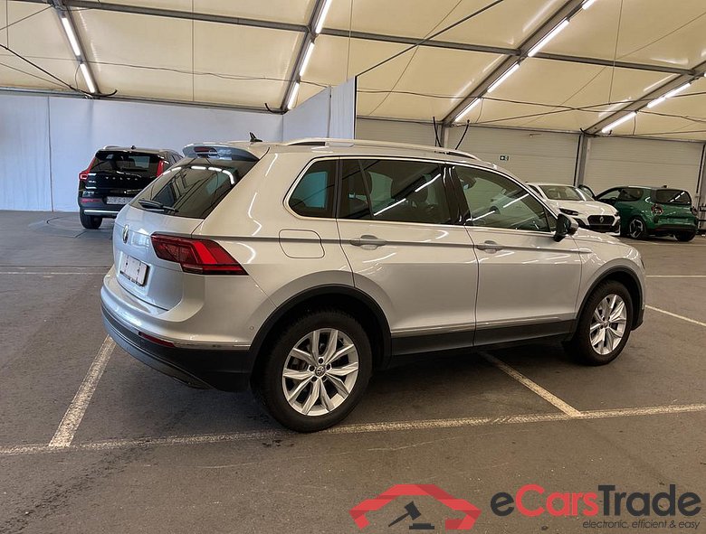 VOLKSWAGEN Tiguan 2.0 TSI 4MOTION 132 kW (180 ch) 7 vitesses DSG #4