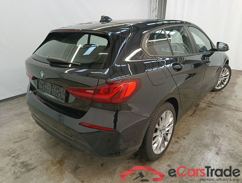 BMW 1 Reeks Hatch 118iA (100 kW) 5d #2
