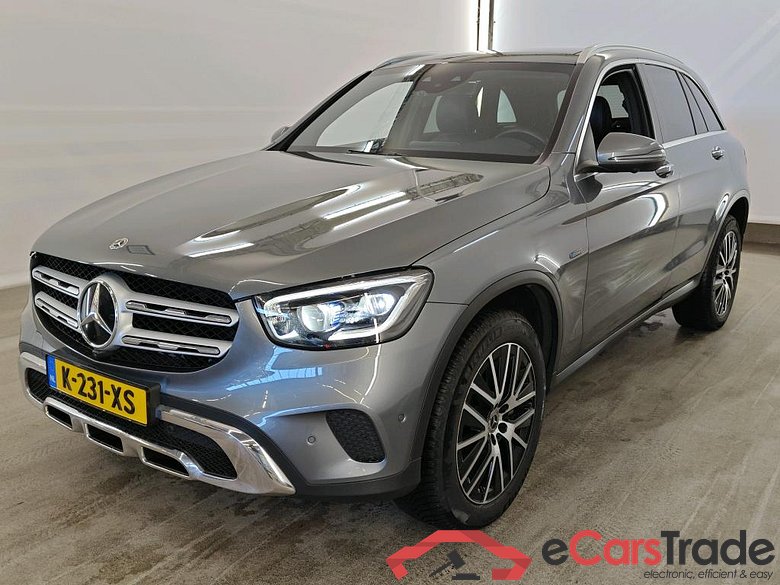 Mercedes-Benz GLC GLC 300e 4MATIC Business Solution Luxury 5d + Pano #1