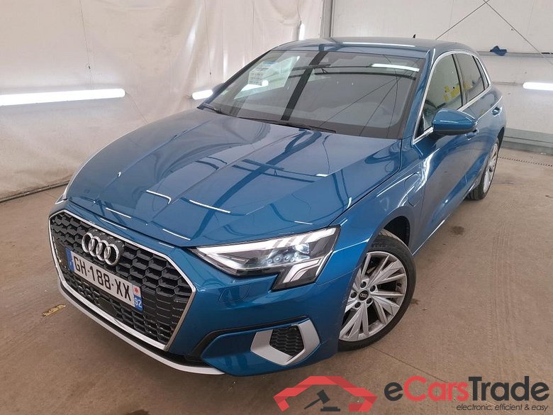 AUDI A3 Sportback / 2020 / 5P / Berline 40 TFSI e 204 S Tronic Design Luxe #1