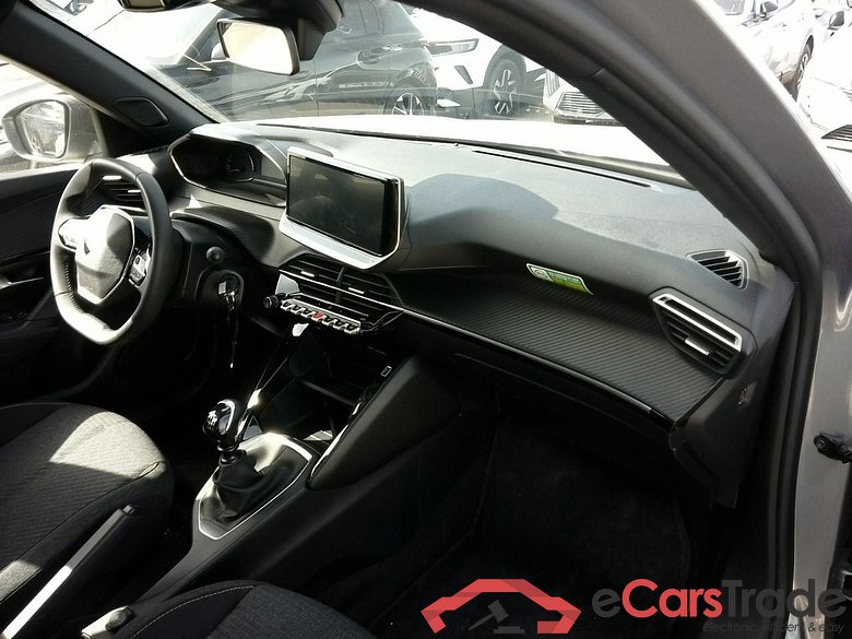 Peugeot 2008 1.2 Puretech LED Navi Klima PDC ... #5