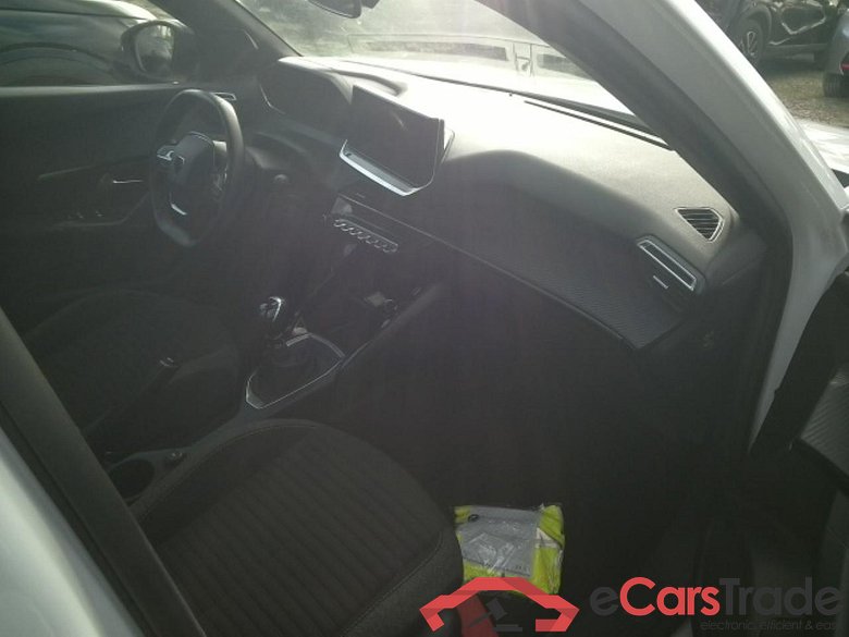 Peugeot 2008 1.2 Puretech LED Navi Klima PDC ... #5