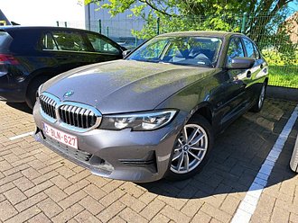 BMW 330