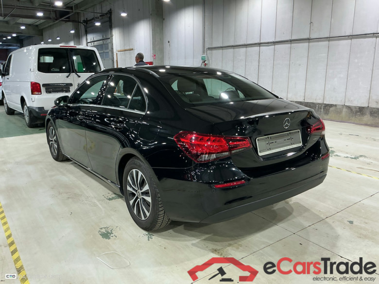 MERCEDES-BENZ CLASSE A SEDAN DIESEL (V177) A 180 d Business Solution #3