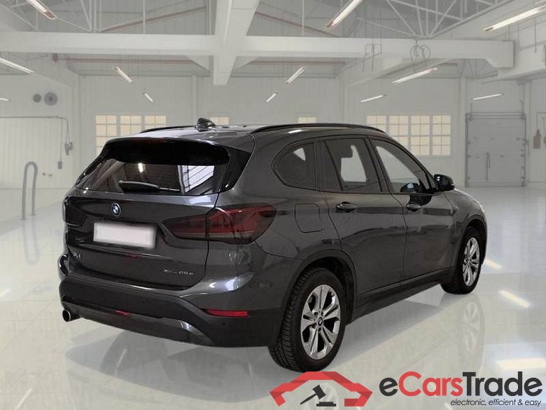 BMW X1 1.5i xDrive25e Plug-In Hybrid Aut. LED-Xenon Navi-Pro KeylessGo Klima PDC ... #4