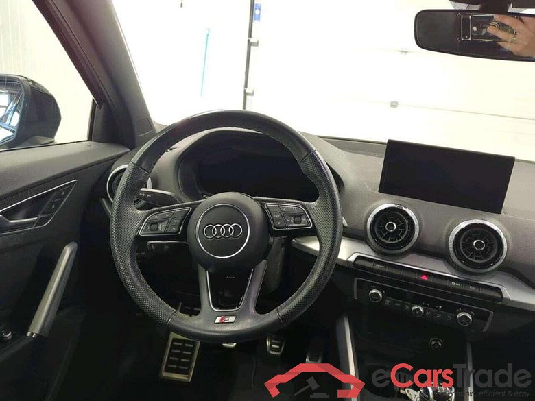 AUDI Q2 35 TFSI S edition #3