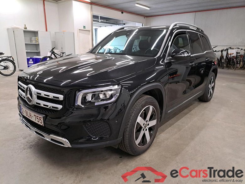 MERCEDES - MER GLB 200 d 150PK DCT Business Solution Luxury & Towing Hook With ESP
