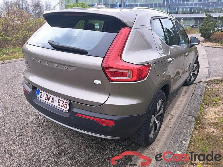 VOLVO - VOL XC40 T4 Recharge 211PK Geartronic Inscription Expression Leather & Winter & Park Assist & Semi Auto Foldable Towing Hook * HYBRID * #2